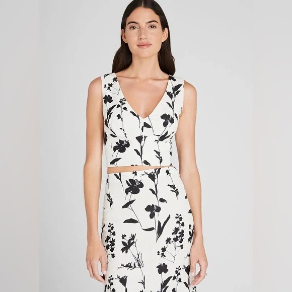 Club Monaco Linen Top and Skirt Set - Picture 2 of 5